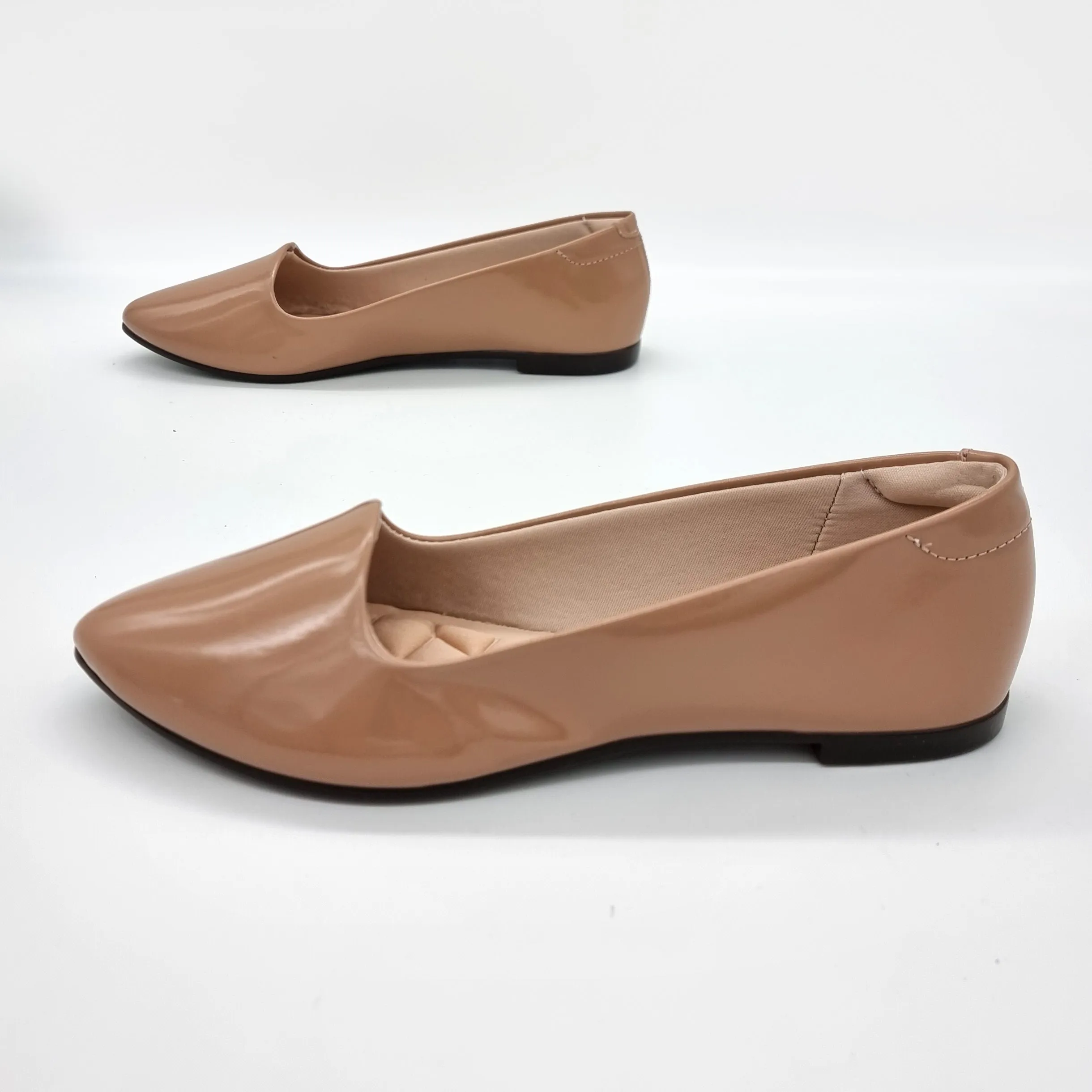 Moleca 5635-816 Pointy Toe Loafer Flat in Nude Patent